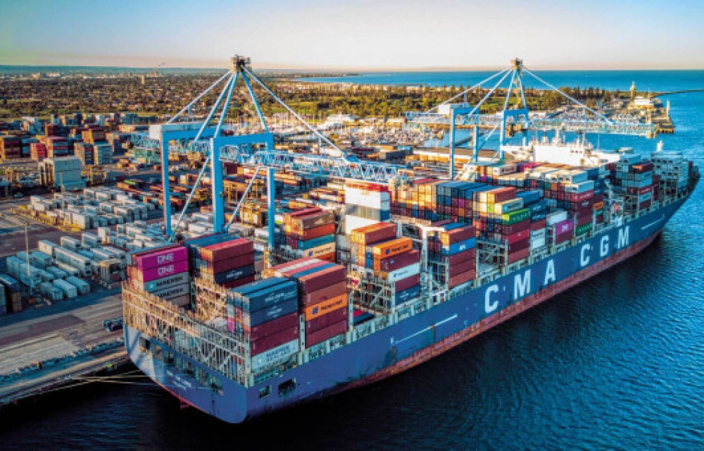 Remediation works underway at Swanson Dock West, including bollard upgrades and crane rail replacement.